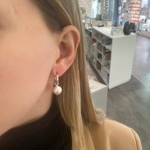 ORECCHINI CERCHIO CON PERLA