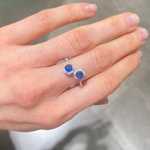 Carica l'immagine nel visualizzatore di Gallery, ANELLO BILOGI BLU
