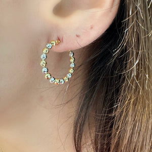 ORECCHINI A CERCHIO CON PALLINO DIAMANTATO IN ORO BIANCO E GIALLO