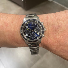 Carica l'immagine nel visualizzatore di Gallery, OROLOGIO UOMO AX584A-07
