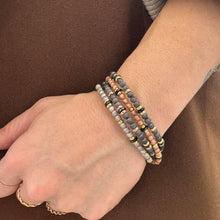 Carica l&#39;immagine nel visualizzatore di Gallery, BRACCIALE IN ARGENTO E CERAMICA
