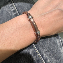 Carica l'immagine nel visualizzatore di Gallery, BRACCIALE CUOIO E PIASTRA BROWN
