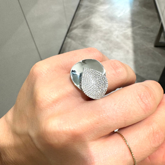 ANELLO FOGLIA LUMINOSA