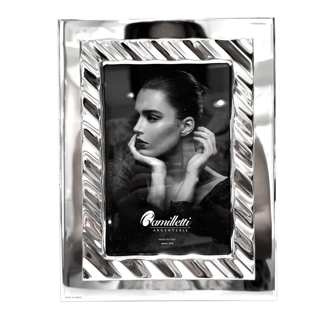 CORNICE METÀ LISCIA E METÀ LAVORATA