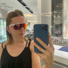 Carica l&#39;immagine nel visualizzatore di Gallery, OCCHIALE DA SOLE OAKLEY RAGAZZA/O
