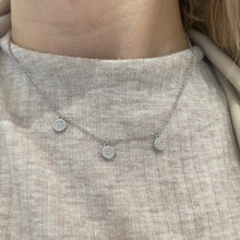 Carica l'immagine nel visualizzatore di Gallery, COLLANA CHARM MICRO PERLE
