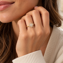 Carica l'immagine nel visualizzatore di Gallery, ANELLO CLOVER LIGHT
