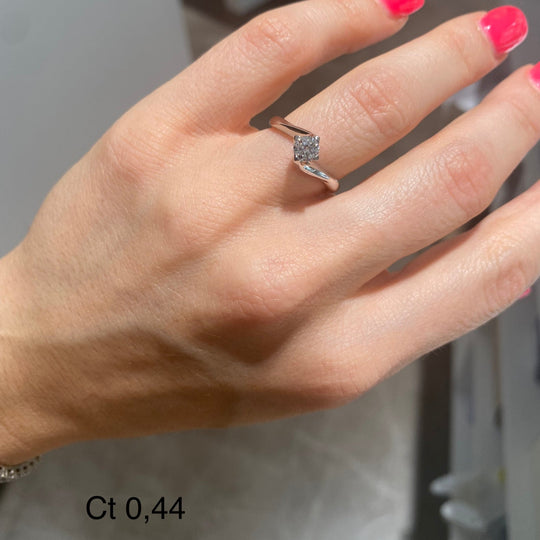 ANELLO SOLITARIO VALENTINO