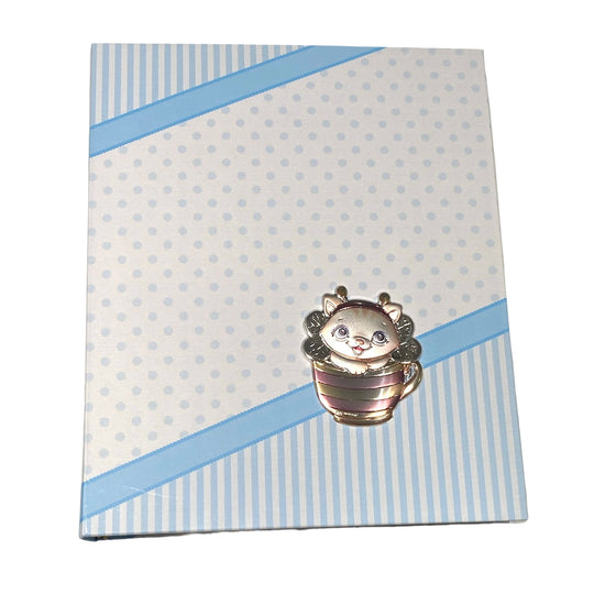 ALBUM GATTO NELLA TAZA