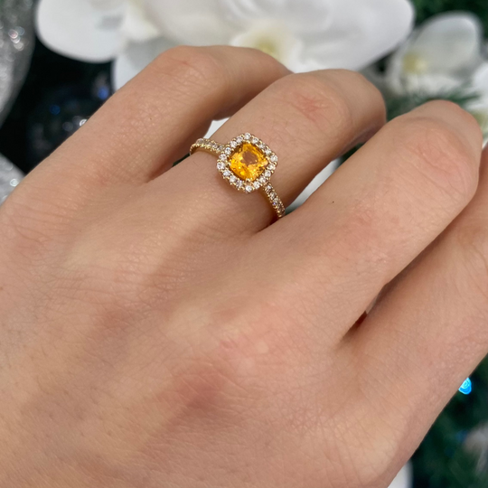 ANELLO ZAFFIRO YELLOW E DIAMANTI