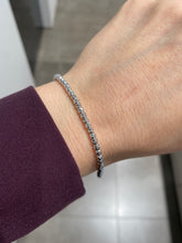 Carica l&#39;immagine nel visualizzatore di Gallery, BRACCIALE PALLINO DIAMANTATO
