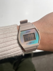 CASIO TIMELESS COLLECTION "POP" LW-205H-4A