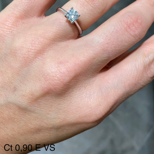 ANELLO SOLITARIO CLASSICO