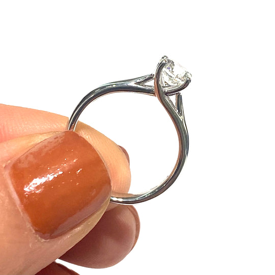 SOLITARIO GRACE CON DIAMANTE