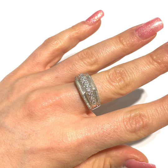 ANELLO A FASCIA SQUADRATA