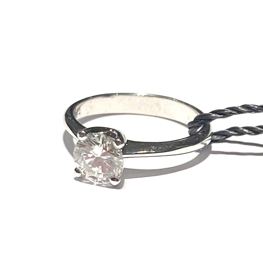 SOLITARIO ESSENTIAL CON DIAMANTE