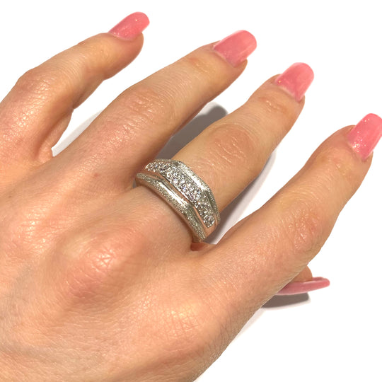 ANELLO A FASCIA SQUADRATA