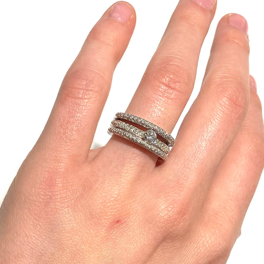 ANELLO A FASCIA IN DIAMANTI