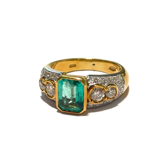 ANELLO SMERALDO E DIAMANTI