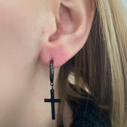 ORECCHINO CLICKER CON PENDENTE CROCE