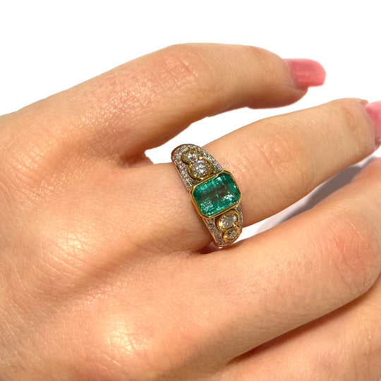 ANELLO SMERALDO E DIAMANTI